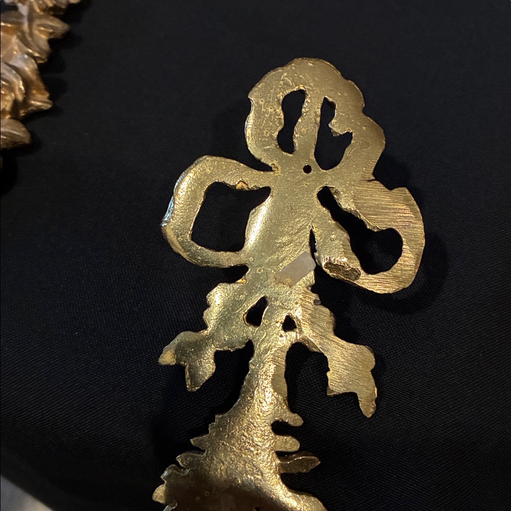 Brass bow Decorative Wall Accents - Picture 4 of 4